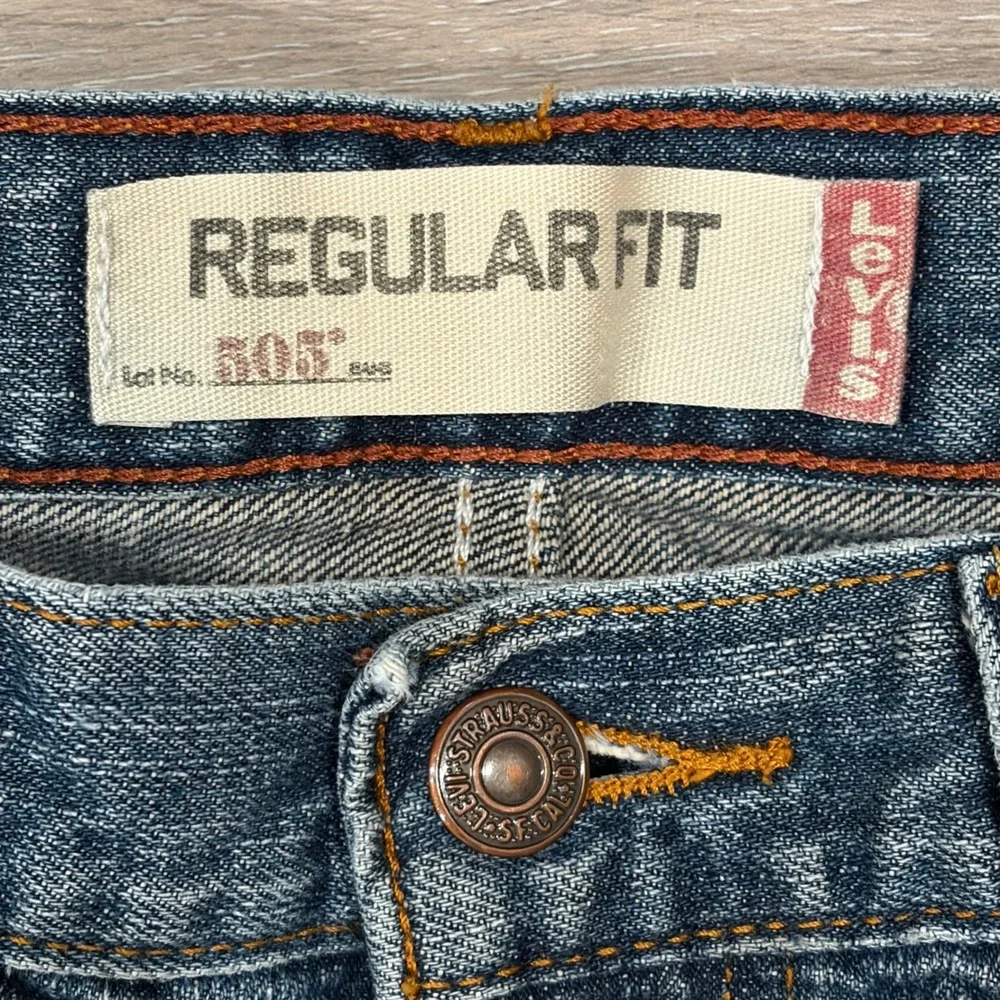 Levis‎ 505 Regular Fit Jeans Mens 33x32 Medium Wash Blue Denim Straight Leg